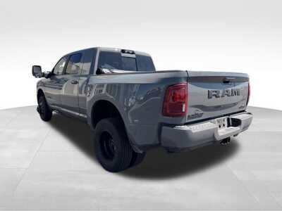 2026 RAM 3500 Crew Cab, $85000. Photo 5