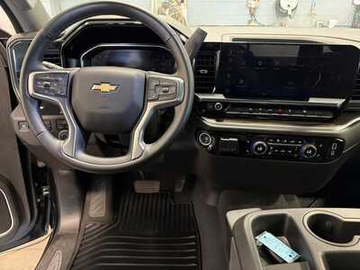 2026 Chevrolet 1500 Crew Cab, $41000. Photo 6