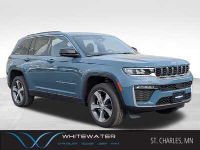 2026 Jeep Grand Cherokee, $43743. Photo 1