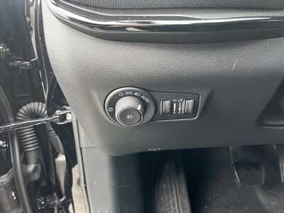 2026 Jeep Compass, $31709. Photo 11