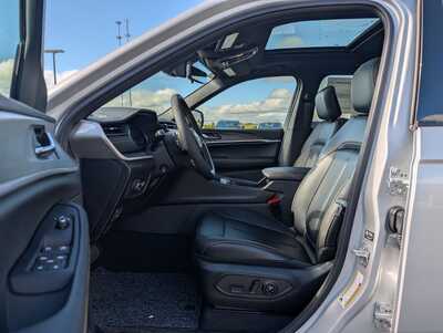2026 Jeep Grand Cherokee, $47328. Photo 5