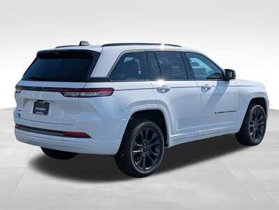 2026 Jeep Grand Cherokee, $48142. Photo 2