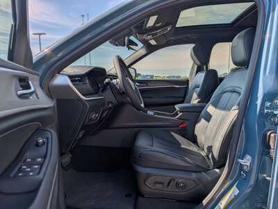 2026 Jeep Grand Cherokee, $48142. Photo 5