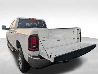 2026 RAM 3500 Crew Cab, $68752. Photo 7