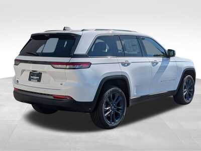 2026 Jeep Grand Cherokee, $46776. Photo 2