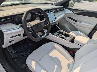 2026 Jeep Cherokee, $38412. Photo 5
