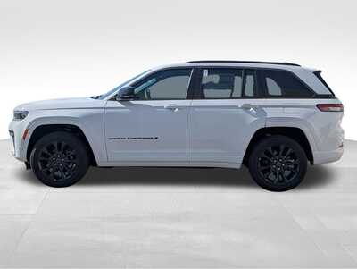 2026 Jeep Grand Cherokee, $47218. Photo 3