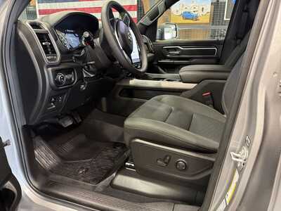 2025 RAM 1500 Crew Cab, $41900. Photo 4
