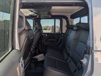 2026 Jeep Gladiator, $57329. Photo 6