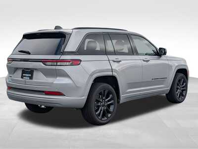 2026 Jeep Grand Cherokee, $48678. Photo 2