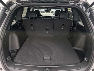 2026 Jeep Grand Cherokee, $48678. Photo 7