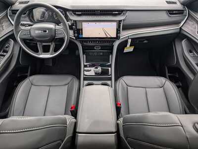 2026 Jeep Grand Cherokee, $48678. Photo 8