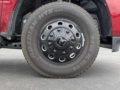 2026 RAM 3500 Crew Cab, $82733. Photo 4