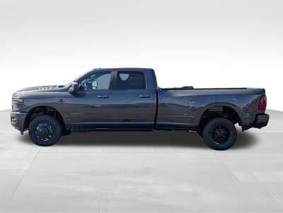 2026 RAM 3500 Crew Cab, $82733. Photo 3