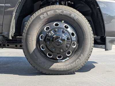 2026 RAM 3500 Crew Cab, $82733. Photo 4