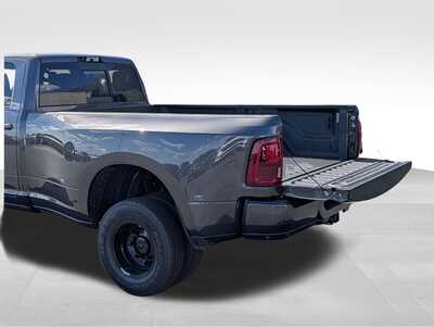 2026 RAM 3500 Crew Cab, $82733. Photo 7