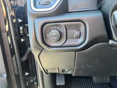 2026 RAM 2500 Crew Cab, $68076. Photo 11