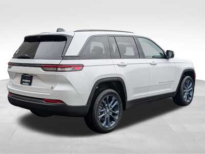2026 Jeep Grand Cherokee, $46776. Photo 2