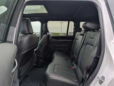 2026 Jeep Grand Cherokee, $46776. Photo 6