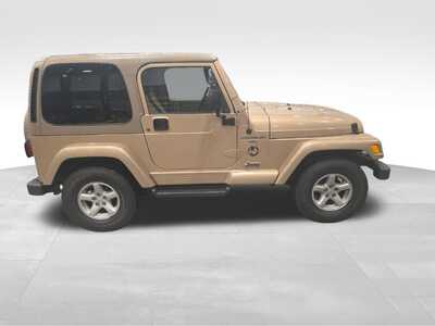2000 Jeep Wrangler, $17000. Photo 5
