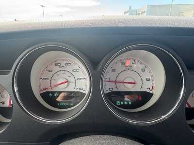 2013 Dodge Challenger, $13000. Photo 12