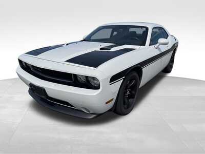 2013 Dodge Challenger, $13000. Photo 6
