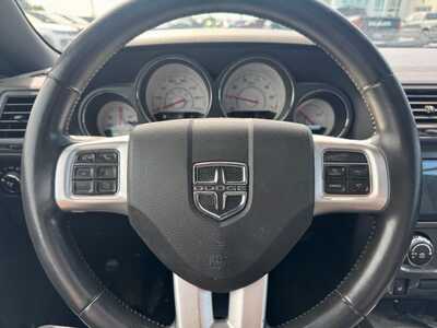 2013 Dodge Challenger, $13000. Photo 9