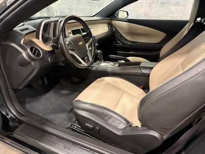 2015 Chevrolet Camaro, $15500. Photo 3