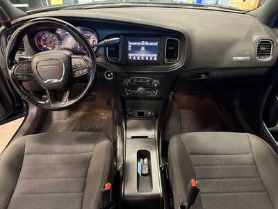 2019 Dodge Charger, $20000. Photo 4