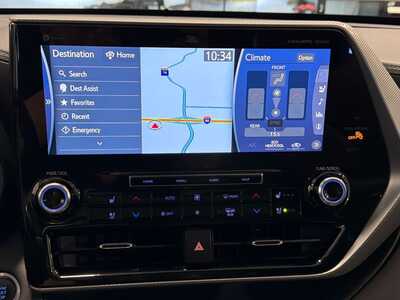 2020 Toyota Highlander, $33000. Photo 9