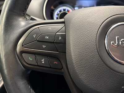 2020 Jeep Cherokee, $24000. Photo 12
