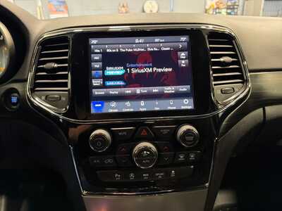 2021 Jeep Grand Cherokee, $20900. Photo 6