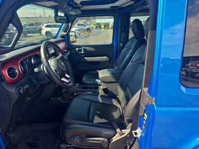 2022 Jeep Wrangler, $36000. Photo 4