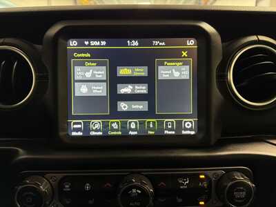 2022 Jeep Wrangler Unlimited, $30000. Photo 10