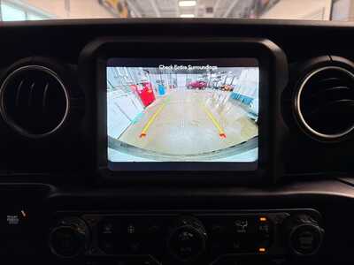 2022 Jeep Wrangler Unlimited, $30000. Photo 9
