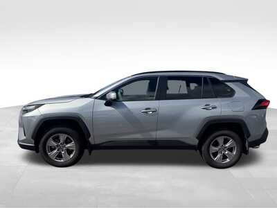 2023 Toyota RAV4, $36500. Photo 6