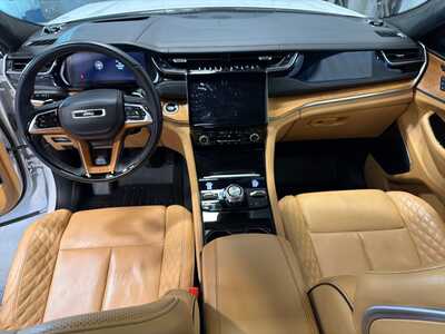 2023 Jeep Grand Cherokee L, $42500. Photo 6