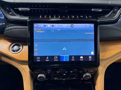 2023 Jeep Grand Cherokee L, $42500. Photo 8