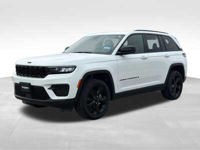 2023 Jeep Grand Cherokee, $31500. Photo 2