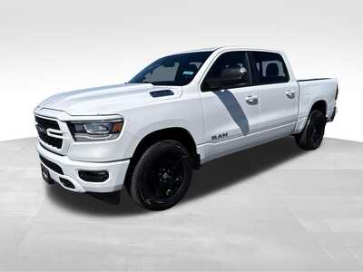 2023 RAM 1500 Crew Cab, $34500. Photo 2