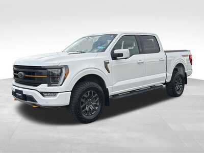 2023 Ford F150 Crew Cab, $47900. Photo 2