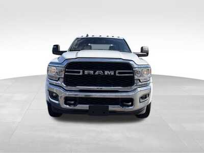 2024 RAM 5500 Crew Cab, $70000. Photo 2