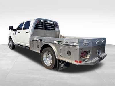 2024 RAM 5500 Crew Cab, $70000. Photo 4