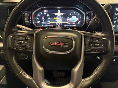2024 GMC 2500 Ext Cab, $48000. Photo 11