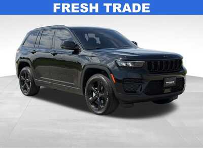 2024 Jeep Grand Cherokee, $37000. Photo 1