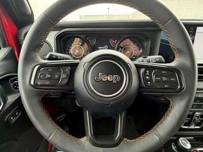 2024 Jeep Wrangler, $30000. Photo 11