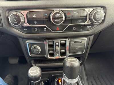 2024 Jeep Wrangler, $30000. Photo 9