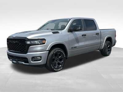 2025 RAM 1500 Crew Cab, $41000. Photo 2
