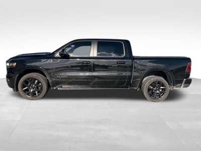 2025 RAM 1500 Crew Cab, $49000. Photo 3