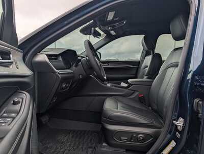 2026 Jeep Grand Cherokee L, $50873. Photo 5